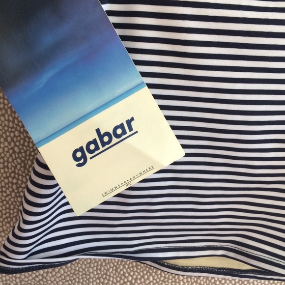 14 🆕 Gabar Swimsuit Top - Picture 6 of 7